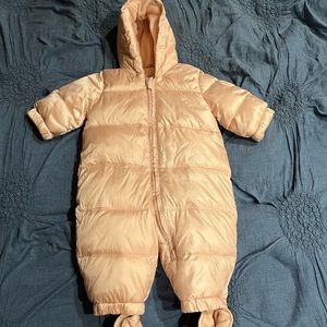 Gap snowsuit bodysuit bunting pink girl baby 0-6 months